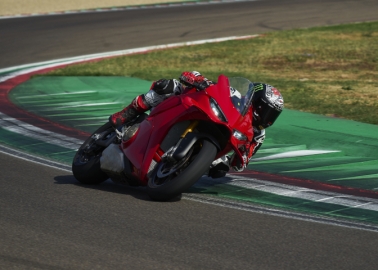 Ducati Panigale V4 Gets Innovative Bosch Racetrack Tech