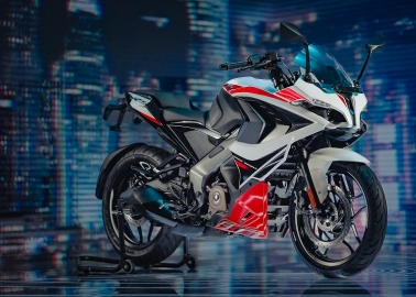 Bajaj Auto Launches All-New 2025 Pulsar RS200