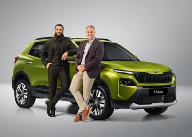 Ranveer Singh and Petr Janeba with Skoda Kylaq