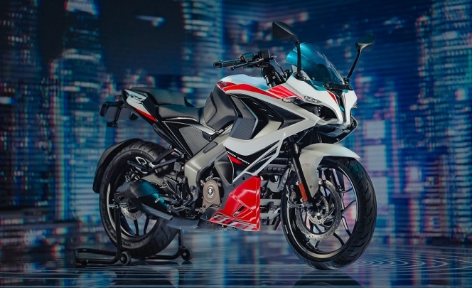 Bajaj Auto Launches All-New 2025 Pulsar RS200